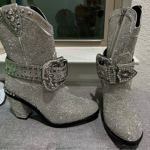 Club Exx Shoes Newnever Worn Club Exx Icy Sheriff Shine Cowboy